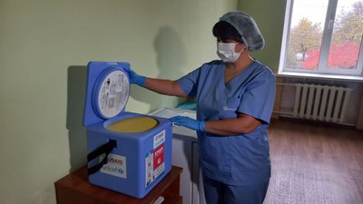 Перебої з електроенергією: як медзаклади Полтавщини зберігають вакцини Перебої з електроенергією: як медзаклади Полтавщини зберігають вакцини