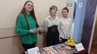 Благодійний ярмарок на підтримку військових, які лікуються в шпиталі, провели в Житомирі Благодійний ярмарок на підтримку військових, які лікуються в шпиталі, провели в Житомирі