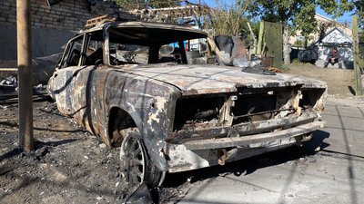 "Зимою мерзнути будемо". Жителі Нікополя на Дніпропетровщині готуються до зими під обстрілами "Зимою мерзнути будемо". Жителі Нікополя на Дніпропетровщині готуються до зими під обстрілами