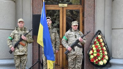 В Одесі попрощалися із двома загиблими полковниками ОК "Південь" В Одесі попрощалися із двома загиблими полковниками ОК "Південь"