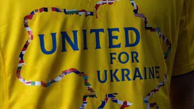 Збірна України з футболу представила особливу ігрову форму на товариські матчі: фото