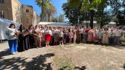 «Мати-героїня», багатодітні матері, нагорода, почесне звання, Франківськ, Прикарпаття