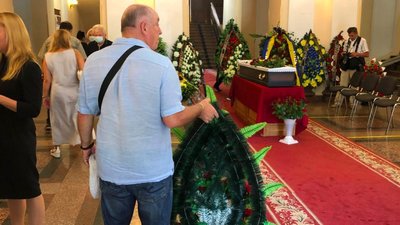 У Києві прощаються з останнім онуком Івана Франка У Києві прощаються з останнім онуком Івана Франка