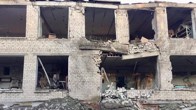 Російські військові зруйнували обстрілами дві школи на Запоріжжі