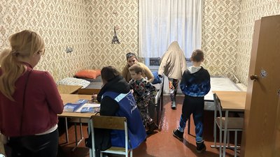 До Кременчука евакуювали 3 родини із прифронтових селищ Дніпропетровщини