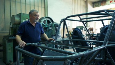 Для спеціальних операцій та евакуації: баггі вінницьких винахідників "служать" у війську Для спеціальних операцій та евакуації: баггі вінницьких винахідників "служать" у війську