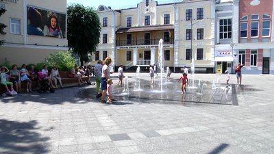 Вище 35 градусів – у Житомирі упродовж двох днів фіксують температурні рекорди Вище 35 градусів – у Житомирі упродовж двох днів фіксують температурні рекорди