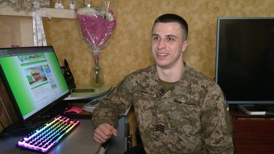 Військовий із Корюківки здобуває нову професію: як працює програма для учасників бойових дій та осіб з інвалідністю