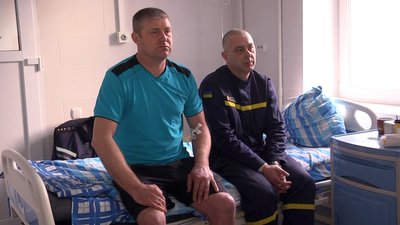 Дітей реанімували майже чотири години: подробиці порятунку двох братів, які провалились під кригу на Волині Дітей реанімували майже чотири години: подробиці порятунку двох братів, які провалились під кригу на Волині
