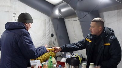 У Чернігові через зниження температури запрацювали мобільні пункти обігріву: перелік адрес