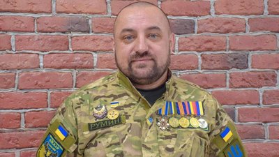 Зеленський відзначив керівника муніципальної інспекції Франківська Михайла Шутака медаллю "За військову службу Україні"