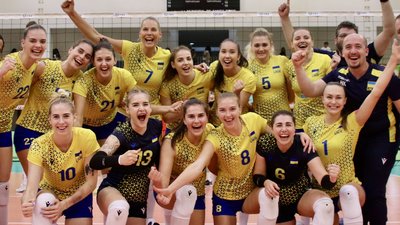 Жіноча збірна України з волейболу здобула п'яту поспіль перемогу у відборі на Євро-2023 і виграла групу