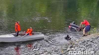На Полтавщині автомобіль в’їхав у річку: є загиблі