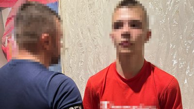 Працівники СБУ затримали чоловіка, який, за версією слідства, хотів зробити теракт