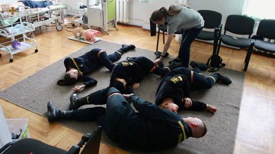 У Тернополі майбутні рятувальники вчилися надавати домедичну допомогу