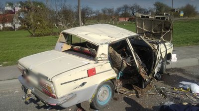 Загибель немовляти у ДТП біля Рівного: прокуратура хоче суворішого вироку водієві Загибель немовляти у ДТП біля Рівного: прокуратура хоче суворішого вироку водієві