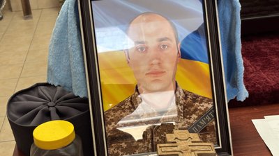 На Миколаївщині попрощались з військовослужбовцем Володимиром Миндьо