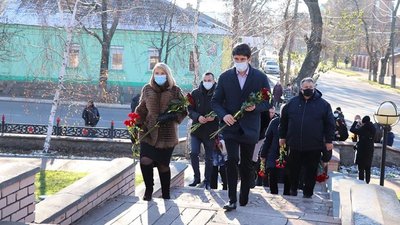 В Олександрії відзначили річницю визволення міста від нацистських загарбників В Олександрії відзначили річницю визволення міста від нацистських загарбників