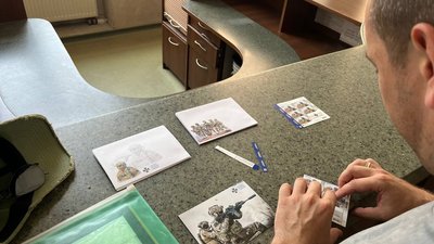 У Дніпрі погасили марку присвячену Службі безпеки України