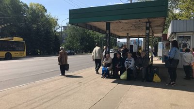 У Полтаві близько 90% приватних перевізників не виїхали на маршрути У Полтаві близько 90% приватних перевізників не виїхали на маршрути