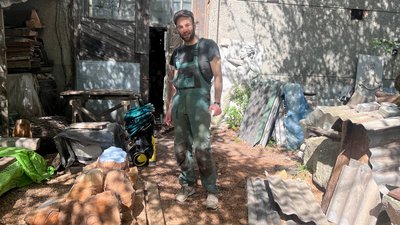Скульптор Володимир Семків Скульптор Володимир Семків