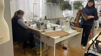"Термобілизна врятувала хлопців у Бахмуті". Дніпровський бренд одягу волонтерить для армії "Термобілизна врятувала хлопців у Бахмуті". Дніпровський бренд одягу волонтерить для армії