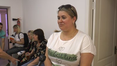 Піднімає настрій людям. Як 9-річний іванофранківець допомагає у волонтерському штабі Піднімає настрій людям. Як 9-річний іванофранківець допомагає у волонтерському штабі