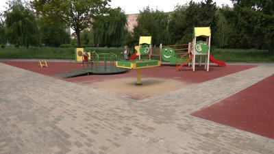 Качелі