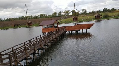 Старовинні храми, графський палац та екобаза: чим Чорний Острів може привабити туристів