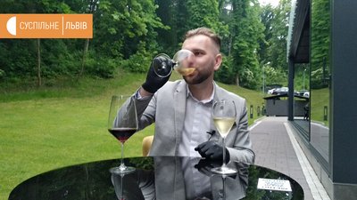 Сомельє зі Львова Богдан Павлюх отримав диплом золотого зразка Сомельє зі Львова Богдан Павлюх отримав диплом золотого зразка