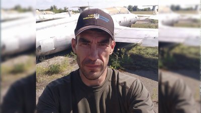 У Запоріжжі попрощалися із загиблим Андрієм Мандричем