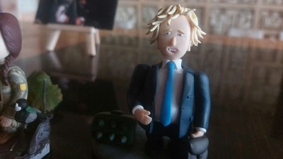 Від Залужного до Хливнюка. Франківець Богдан Савлюк представив серію мініатюр "Воїни світла" Від Залужного до Хливнюка. Франківець Богдан Савлюк представив серію мініатюр "Воїни світла"