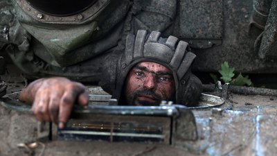 День незалежності, Чаплине та Миколаївський драмтеатр — тиждень війни у фото