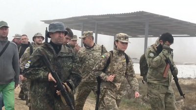 На Прикарпатті в обласному військкоматі нагородили грамотами кращих резервістів На Прикарпатті в обласному військкоматі нагородили грамотами кращих резервістів