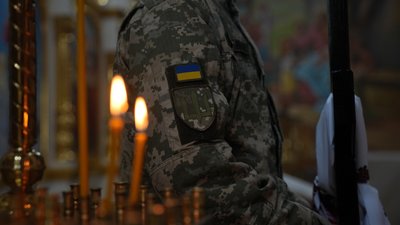 Поховання загиблого захисника у Сумах