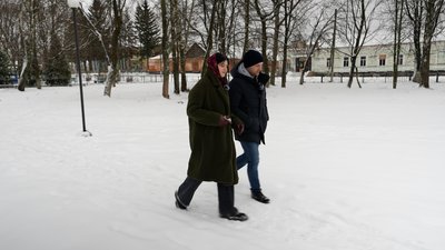 Як жителі прикордоння Сумщини самотужки відновлюють Інтернет-мережі після обстрілів Як жителі прикордоння Сумщини самотужки відновлюють Інтернет-мережі після обстрілів