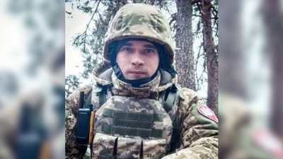 На Чернігівщині попрощалися з сімома військовими ЗСУ, які загинули в наслідок бойових дій На Чернігівщині попрощалися з сімома військовими ЗСУ, які загинули в наслідок бойових дій