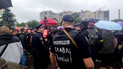 "Могли виконати будь-яке завдання": у Черкасах попрощалися із загиблими на війні КОРДівцями "Могли виконати будь-яке завдання": у Черкасах попрощалися із загиблими на війні КОРДівцями