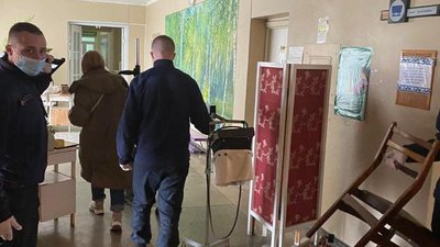 У Львові почали облаштовувати додаткові ліжкомісця для хворих на коронавірус У Львові почали облаштовувати додаткові ліжкомісця для хворих на коронавірус
