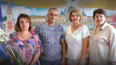 Інна Заводна та її чоловік Віктор Заводний підписали договір про надання послуги патронату