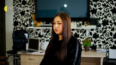 "Поруч з машиною лежав загиблий, а ми вже мали ховатися в укриття" – учасниця війни на Донбасі "Поруч з машиною лежав загиблий, а ми вже мали ховатися в укриття" – учасниця війни на Донбасі