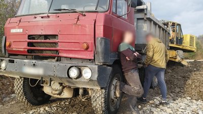 На Закарпатті виявили випадок незаконного видобування корисних копалин