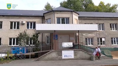 У Гостомелі до кінця року завершать ремонт амбулаторії, зруйнованої через вторгнення РФ