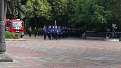 У Києві розпочалося святкування 25-річчя Конституції У Києві розпочалося святкування 25-річчя Конституції