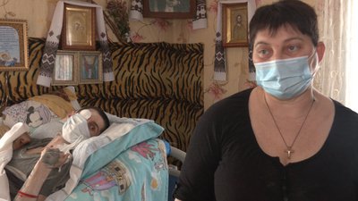 Волинянка, яка сама доглядає сина з інвалідністю, може лишитися без житла