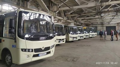 У Херсоні відновили ще два автобусні маршрути. Тепер їх 25