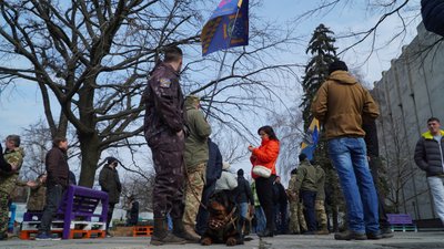 У Дніпрі пройшов Марш добровольців, — фоторепортаж