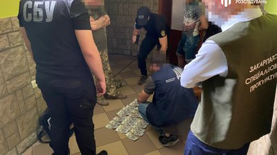 На Закарпатті викрили військового, який допомагав призовникам ухилятися від служби