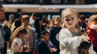 У Чернівецькій області 21 сім'я готова взяти дітей, які через війну залишилися без батьків