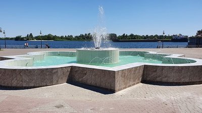 У Херсоні запрацював фонтан на набережній по проспекту Ушакова